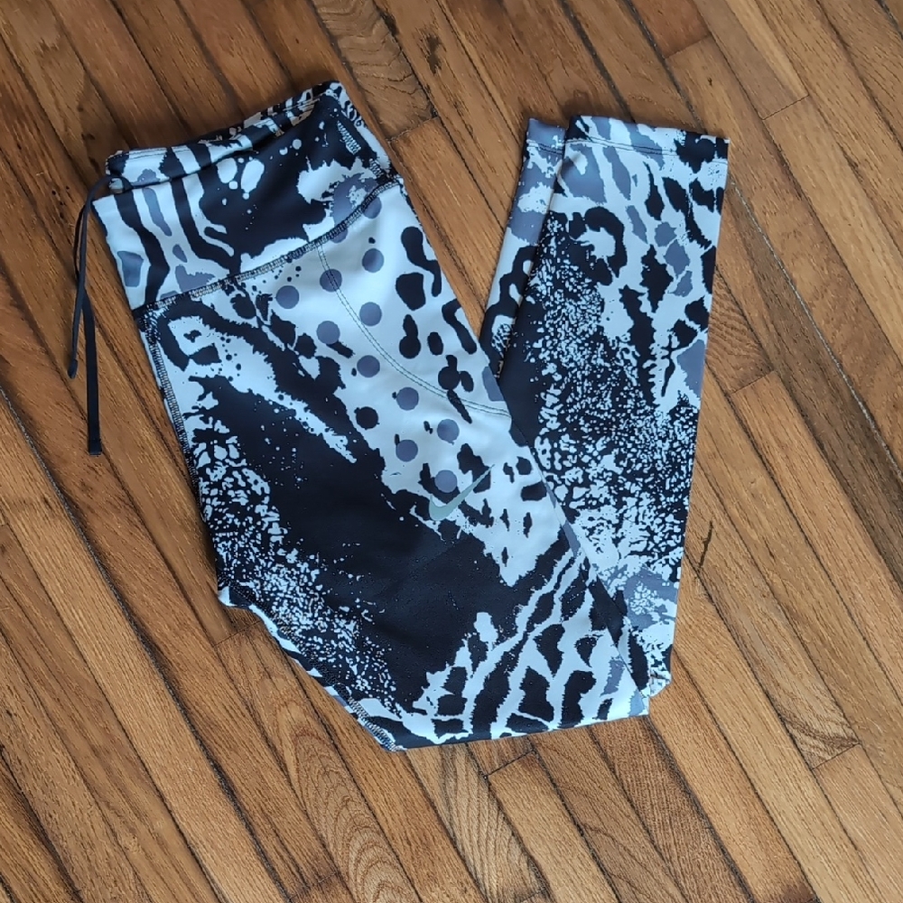 Nike Fast Dry 7/8 Running Tights, Size L, Drawstring Waist